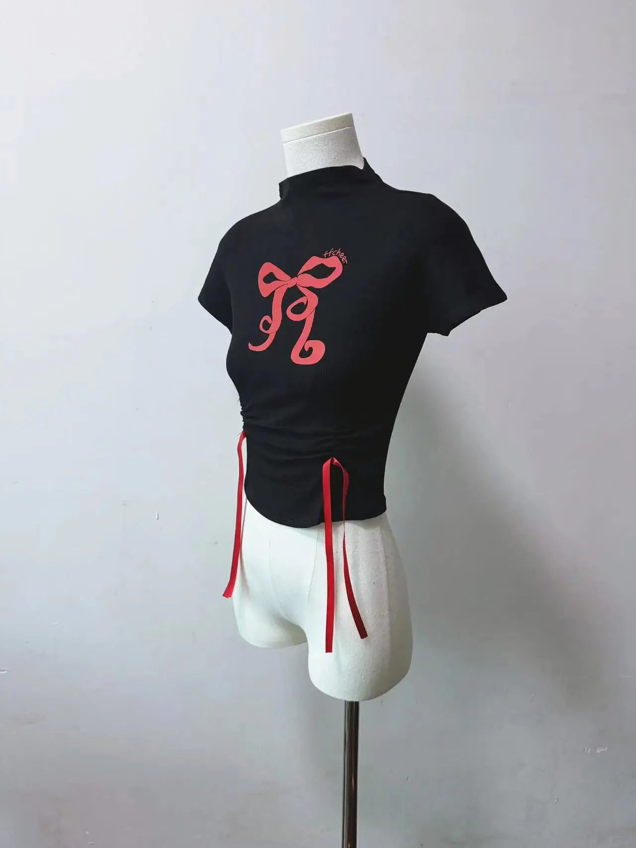 Bow Print T-Shirt